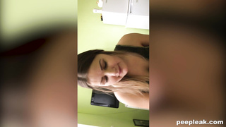 PeepLeak Huge Load Of Cum On Tits