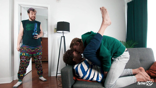 Twinkpop Tripping On Dicks