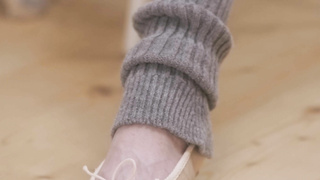 FrolicMe Gina Snow And Charlie Red Barre Class WRB