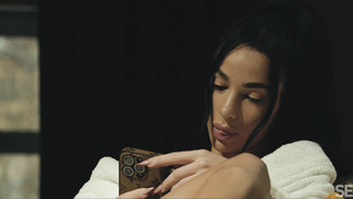 SexArt Kama Oxi Middle Of My Mind WRB