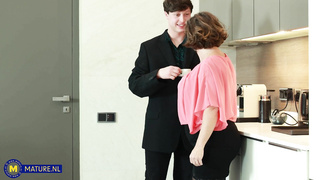 MatureNL Ivana S Seducing My Big Butt Stepmom PP