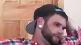 Straight Guy Gets Serviced by a Daddy