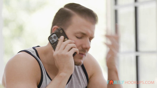 FamilyHookups Aubree Valentine And Anna Claire Clouds WRB