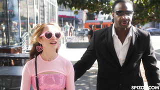 Spizoo Isabella Nice Is A Slut For Her Jacked Bodyguard PP