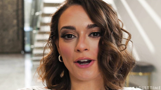 AdultTime Sophia Burns Up Close with Sophia Burns VSEX