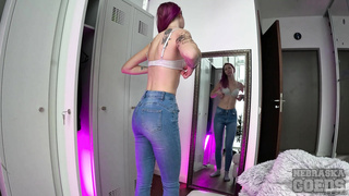 NebraskaCoeds Bleika WRB