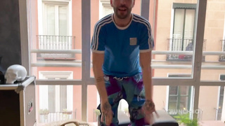 CrunchBoy – Douglas Smith makes himself available to Xoan