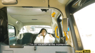 FakeTaxi Vicky Menage WRB