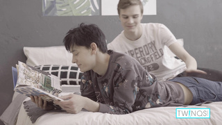 TwinQs – Horny Bedtime Fuck With Slim Lucas A And Logan S!