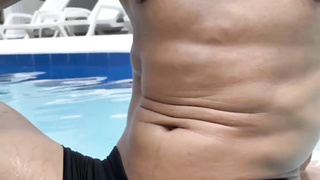 Only Fans – Aaron McLaron – Aaron And His Two Friends Enjoy The Pool