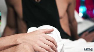 MEN –My Pervy Stepdad Stole My Boyfriend– Troye Dean, Greg Dixxon, Alfonso Osnaya 720