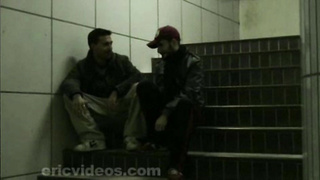 EricVideos – Johan picks up two thugs on the street to fill him up (2009)