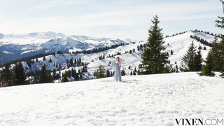 Vixen Bella Spark NBQ