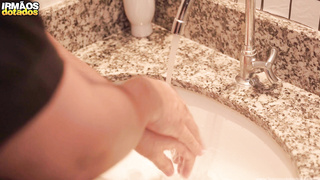 Red Twin Boys & Arthur Cardoso