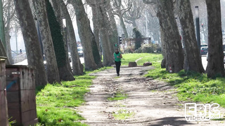 Even comes to a jogger’s rescue (Adam Alexandre & Even Canaillou)