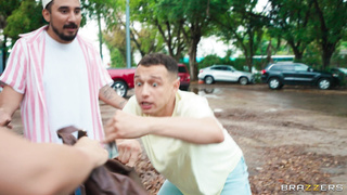 BrazzersExxtra Vivian Taylor Pick Pocket Goes To Pound Town WRB