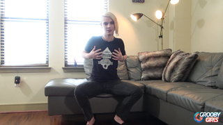 GroobyGirls Aeva Rhone Returns!