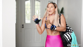 BrazzersExxtra Abella Danger Stay On The Line