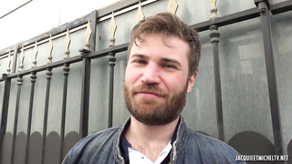 JacquieEtMichelTV Marie Tastes The Icing On The Cake FRENCH