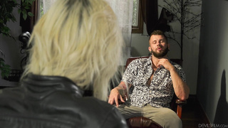 DevilsTGirls Ella Hollywood Transsexual Girlfriend Experience