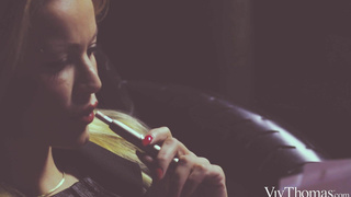 VivThomas Jo And Cherry Kissthe Return Of Jo Episode