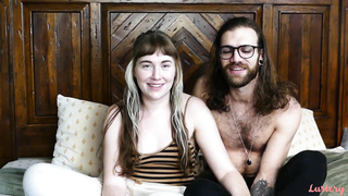 Lustery E Leo And Madly Splashing Out