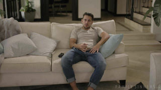 FamilySinners Lauren Phillips Family Favors