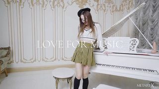 MetArtX Julia Rain Love For Music