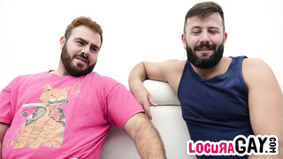 Entrevista y follada con peludazo argentino (720p)