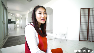 DadCrush Mina Luxx Home Run Dating Tips