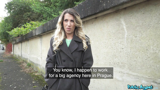 PublicAgent Megane Lopez