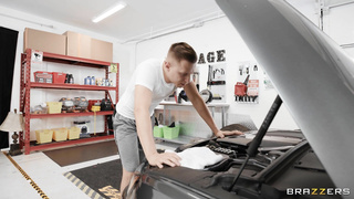 BrazzersExxtra Gianna Dior And Bella Rolland The Mechanics Messy Wife