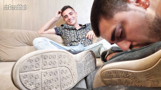 Str8CrushFeet Draven has sex with my past crush in front of my eyes