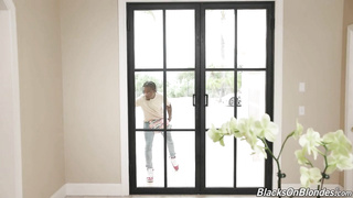 BlacksOnBlondes Molly Little