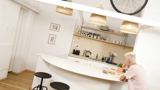 BoyFun My boyfriend&#039;s bulge