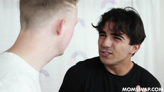 MomSwap Kiki Klout And Sasha Pearl Return Trip