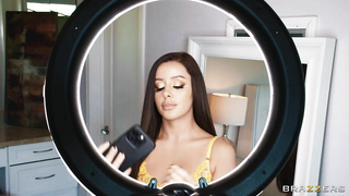 BrazzersExxtra Vanna Bardot Perfect Pussy Playing