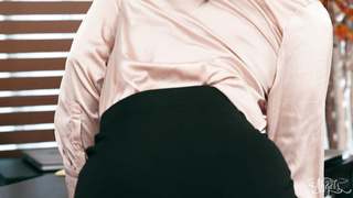 TransAngels Horny Librarian Wants Ass / Horny Librarian Wants Ass