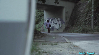 PublicAgent Samantha Cruuz