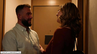 TonightsGirlfriend Ellie Nova